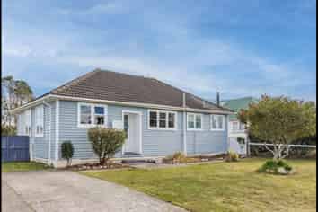 4 Colvin Street, Westport