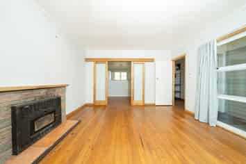 85 Valley Road, Hikurangi