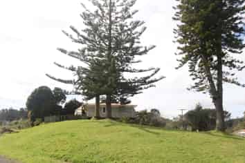 85 Valley Road, Hikurangi
