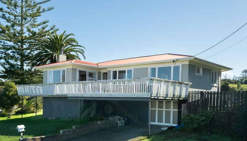 85 Valley Road, Hikurangi