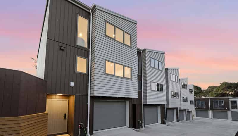 72B Sycamore Drive, Sunnynook