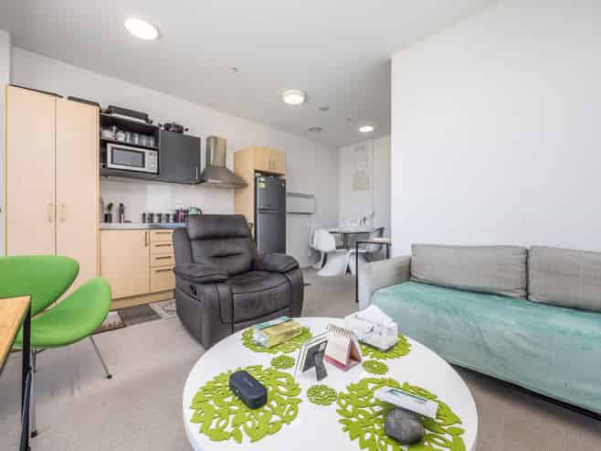 813/17 Putney Way, Manukau