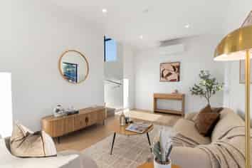 6A Edendale Road, Somerville