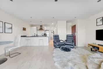 2/79 Schnapper Rock Road, Schnapper Rock
