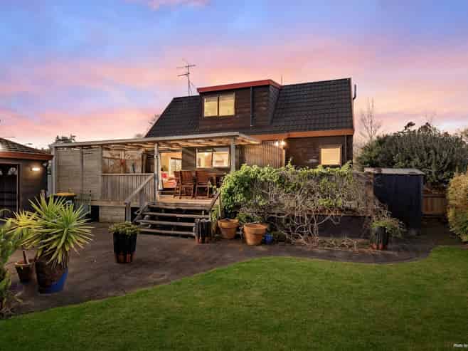 36  Racecourse Road, Waiuku