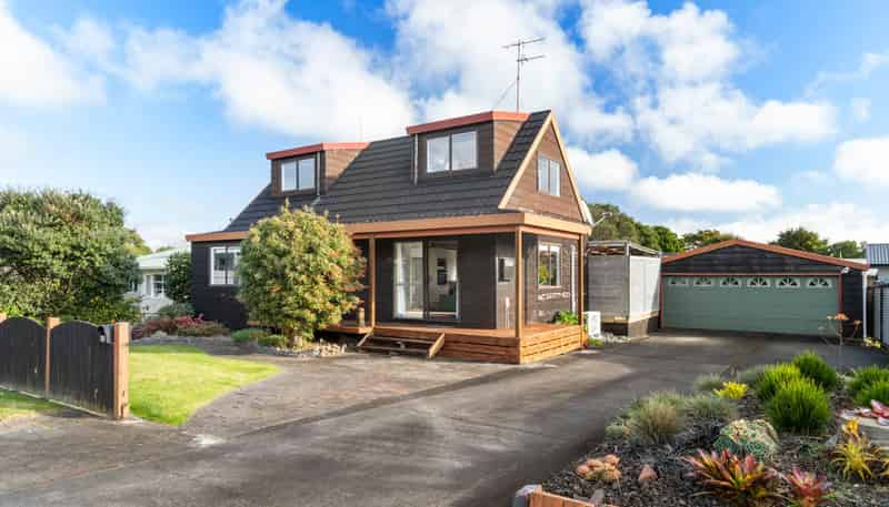 36  Racecourse Road, Waiuku