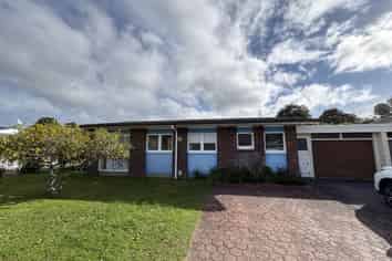 62A Mill Road, Kensington