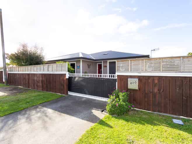 800 Albert Street, Parkvale