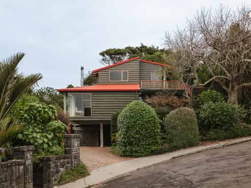 10 Peregrine Place, Birkenhead