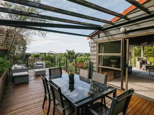 10 Peregrine Place, Birkenhead