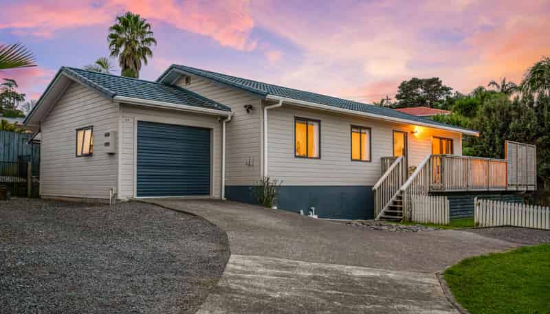 25 Broadfield Street, Massey
