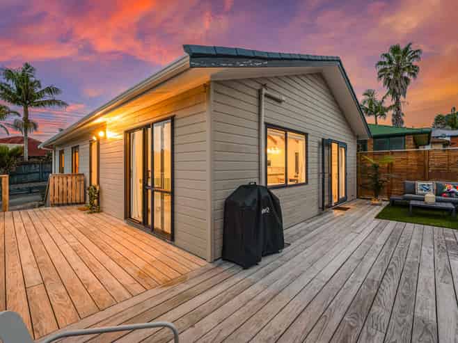 25 Broadfield Street, Massey