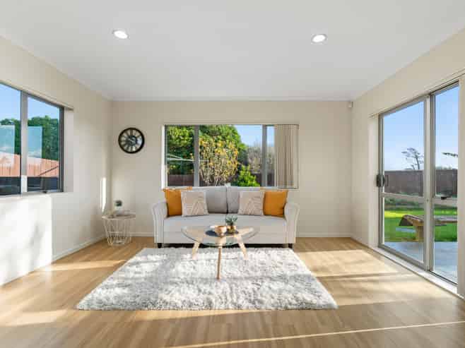 9 Staten Place, Mangere