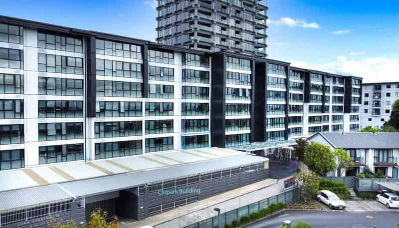 1Q/16 Burton Street, Grafton