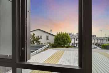 1Q/16 Burton Street, Grafton