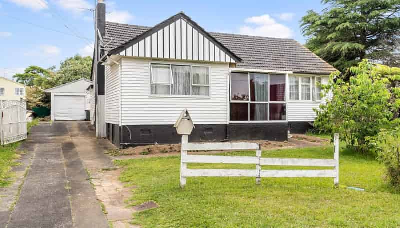 21 Percival Street, Manurewa