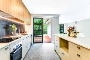 2/11 Marjoriefield Mews, Fitzroy
