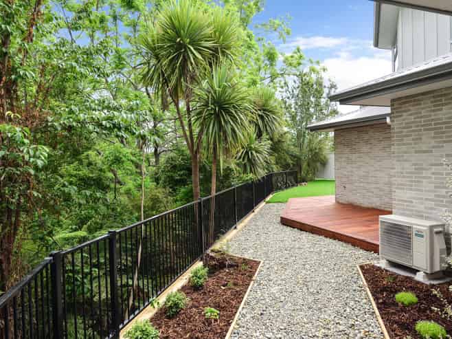 2/11 Marjoriefield Mews, Fitzroy