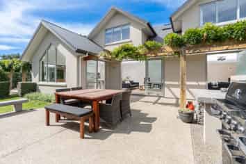 2 Railway Lane, Outram
