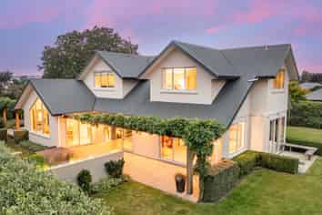 2 Railway Lane, Outram