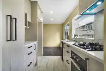 3/286 Porchester Road, Takanini