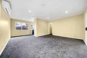 3/286 Porchester Road, Takanini