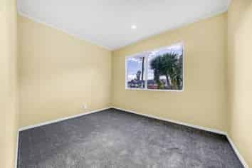 3/286 Porchester Road, Takanini