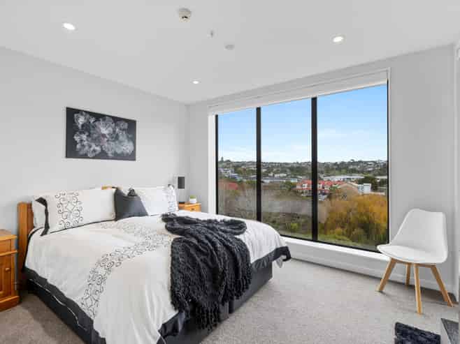 506/4 Bute Road, Browns Bay