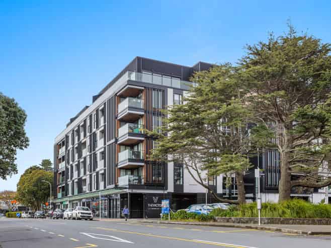 506/4 Bute Road, Browns Bay