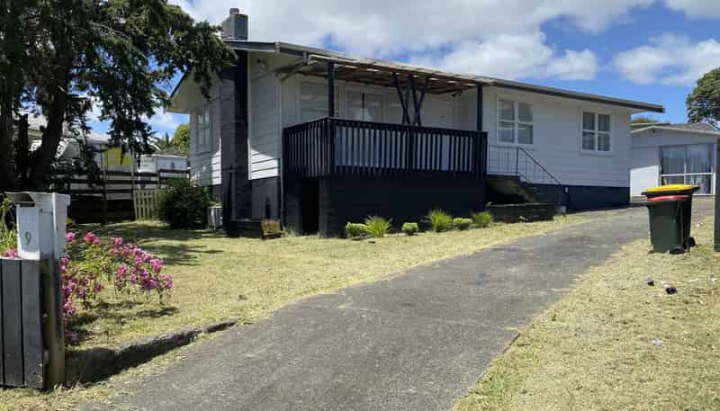 9 Malmo Place, Manurewa