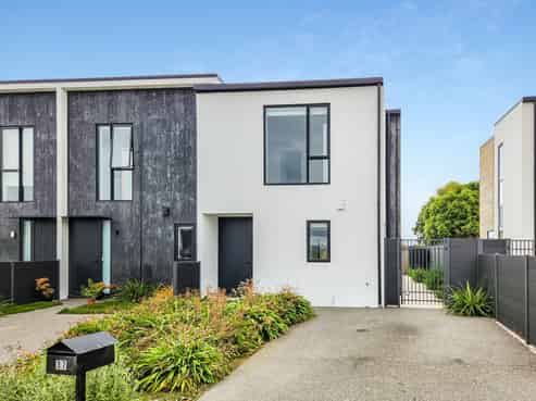 37 Pipi Place, Levin