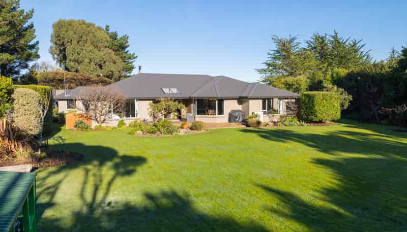 57 Matua Grove, Otatara