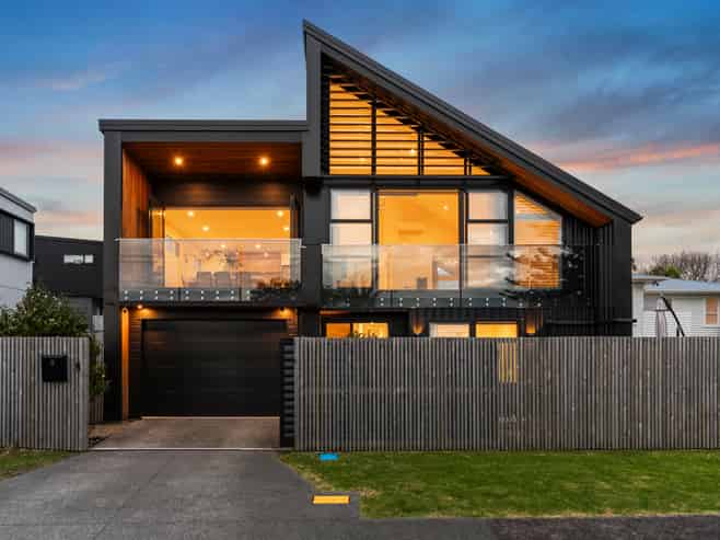 33 Renata Crescent, Te Atatu Peninsula