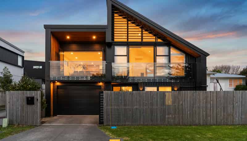 33 Renata Crescent, Te Atatu Peninsula