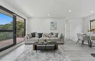 16 Kirby Street, Glendene