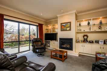 53 Farm Road, Allenton
