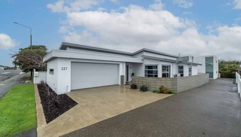 117 Layard Street, Windsor