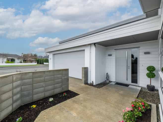 117 Layard Street, Windsor