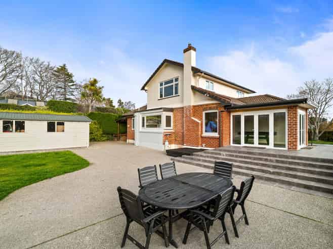 9 Riccarton Road East, East Taieri