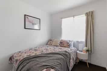 2/17 Woolfield Road, Papatoetoe