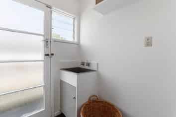 2/17 Woolfield Road, Papatoetoe