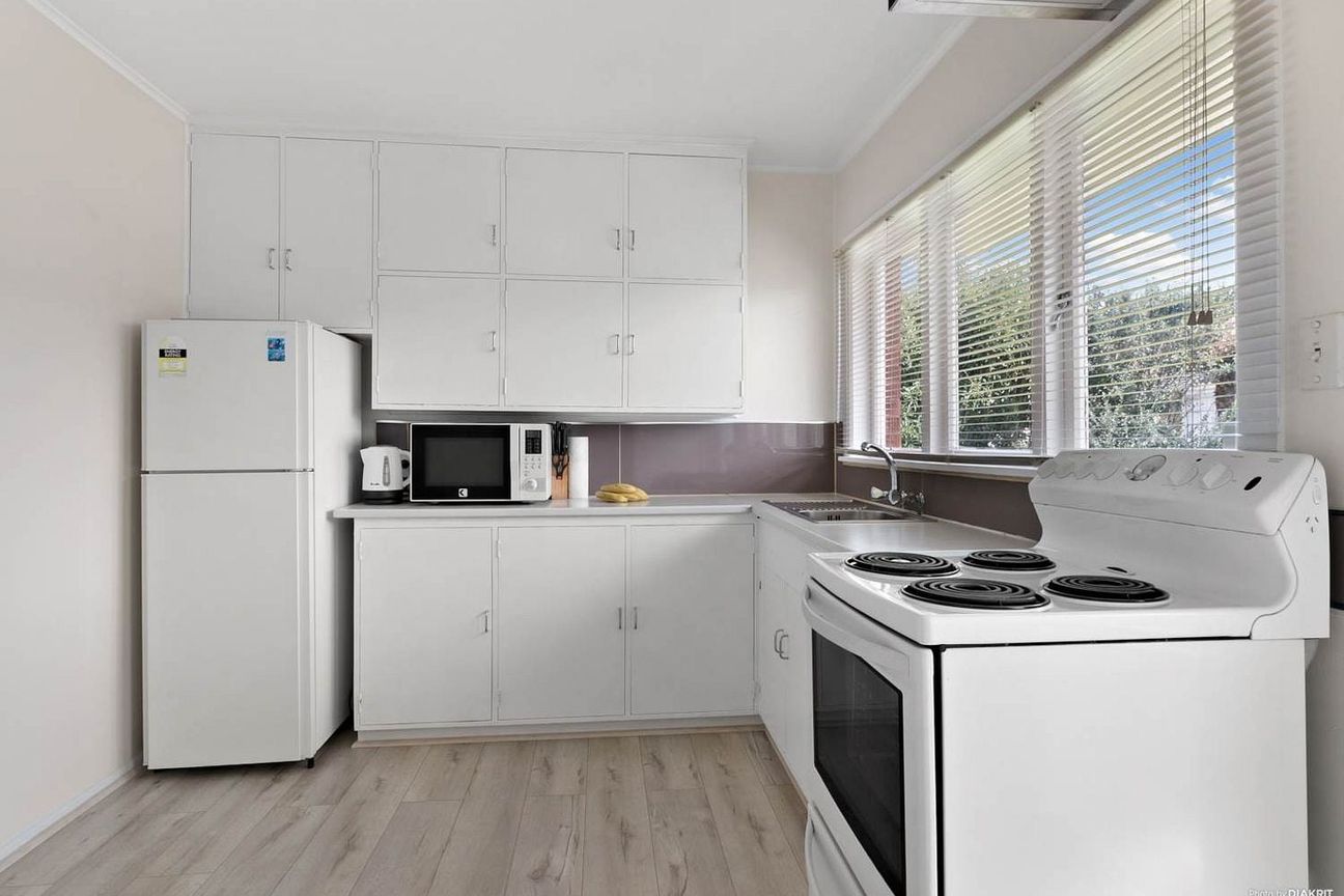 Sunny Brick & Tile Unit in Mt Wellington - Bild 5