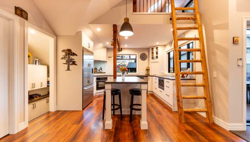15a Kitchener Square, Highfield
