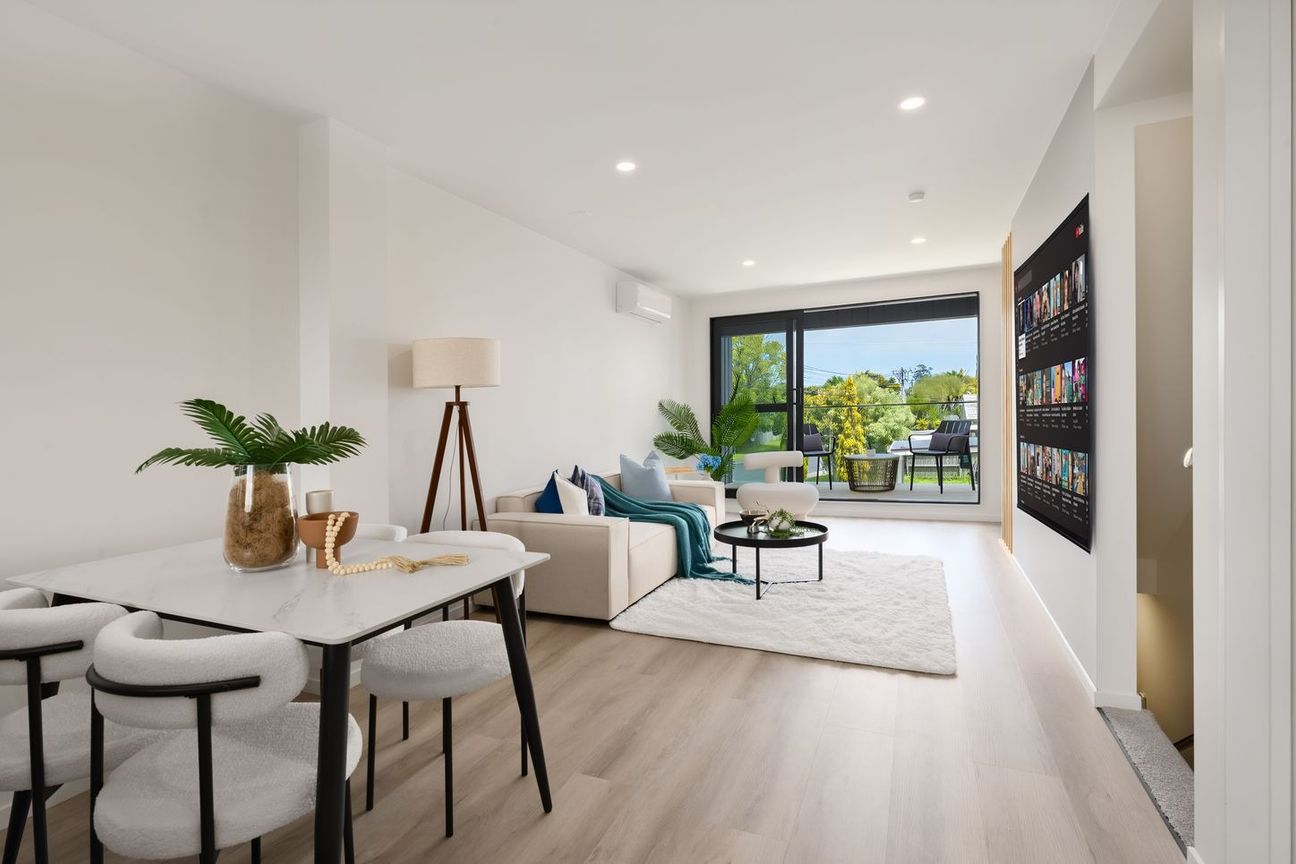 Modern Corner Townhouse with Family-Friendly Layout! - Ansicht 6