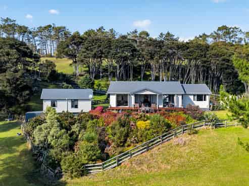 397 Wishart Road, Helensville