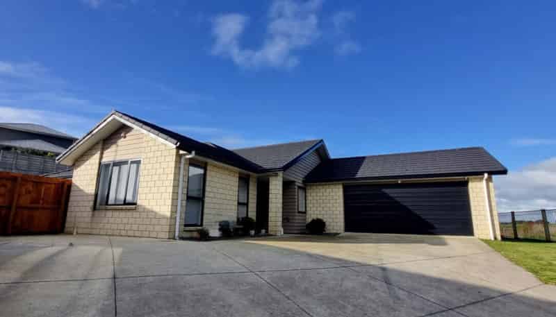 32 Blackwood Crescent, Glenview