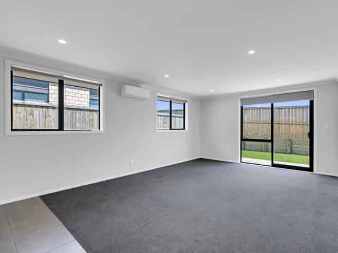 31 Waruhia Crescent, Rototuna North