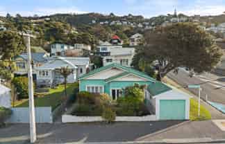 56 Freyberg Street, Lyall Bay