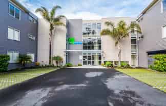 F5/27 Inverness Road, Browns Bay