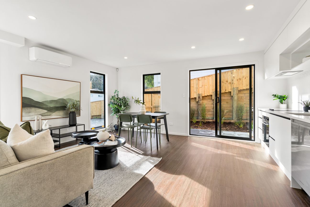 PREMIUM FREEHOLD HOMES - MOVE IN NOW! - Vista 2